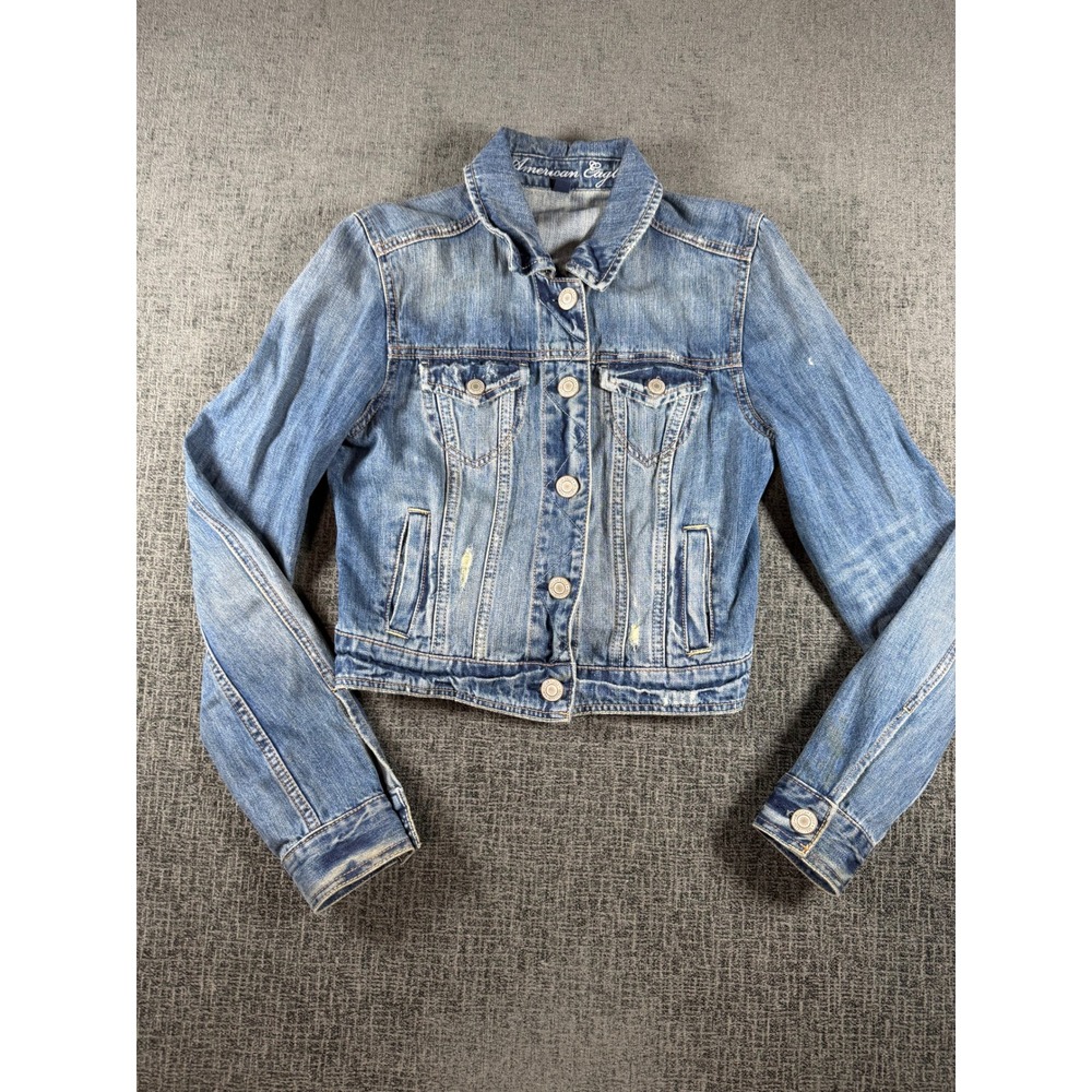 American Eagle Outfitters Womens Medium Wash Distressed Denim Trucker Jacket M